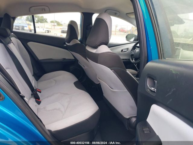 JTDL9RFU6K3003004 Toyota Prius Le