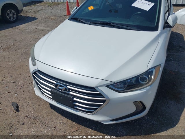 Hyundai ELANTRA SE 2017 5NPD84LFXHH036424 Image 10