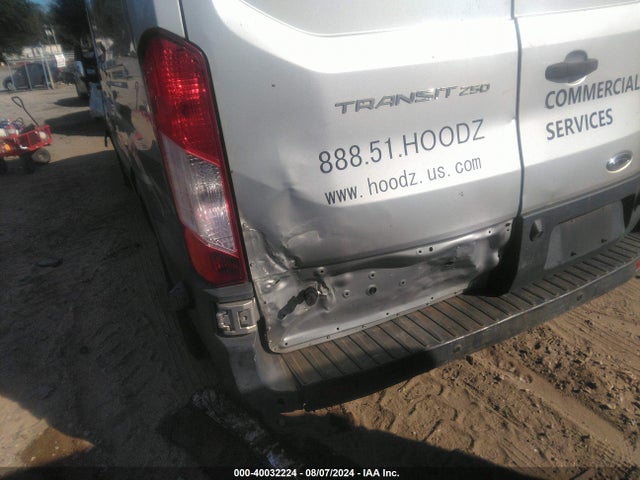 Ford Transit-250 2015 1FTNR2CMXFKA42484 Image 12
