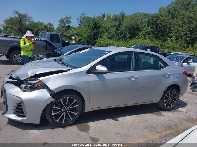 Toyota COROLLA SE 2017 5YFBURHE9HP572557 Image 14