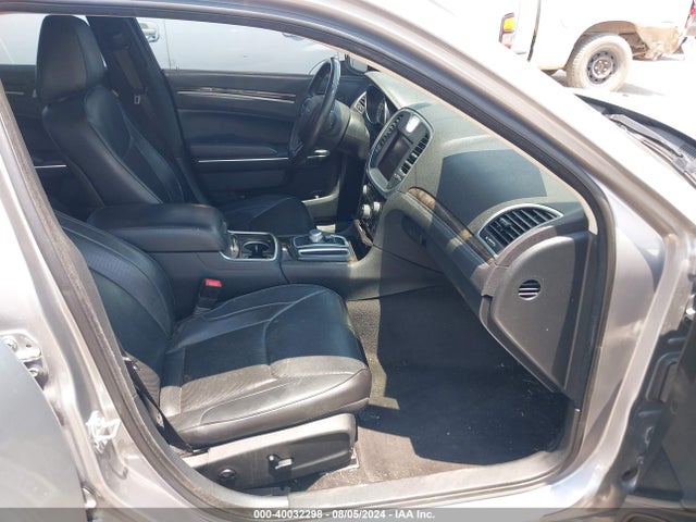 Chrysler 300C 2017 2C3CCAEG4HH579974 Image 5
