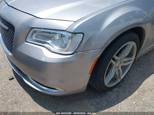 Chrysler 300C 2017 2C3CCAEG4HH579974 Image 6