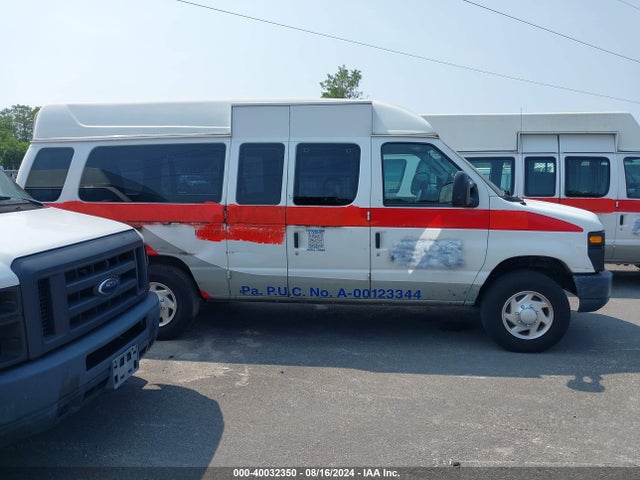 Ford E-250 Commercial 2014 1FTNS2EW1EDA38863 Image 14