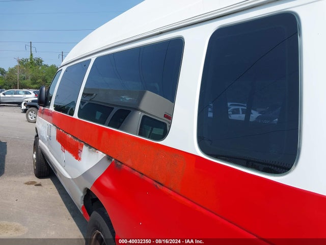 Ford E-250 Commercial 2014 1FTNS2EW1EDA38863 Image 3