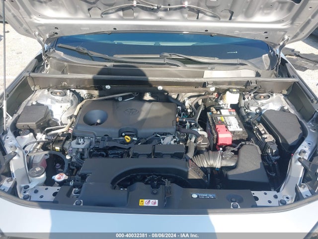 Toyota RAV4 LE 2019 JTMH1RFV8KD040555 Image 10