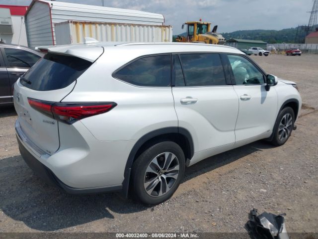 5TDGBRCH6NS561838 Toyota Highlander Hybrid Xle