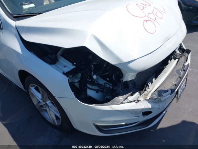 YV126MFB6F1304986 Volvo S60 T5 Premier
