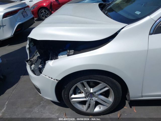 YV126MFB6F1304986 Volvo S60 T5 Premier