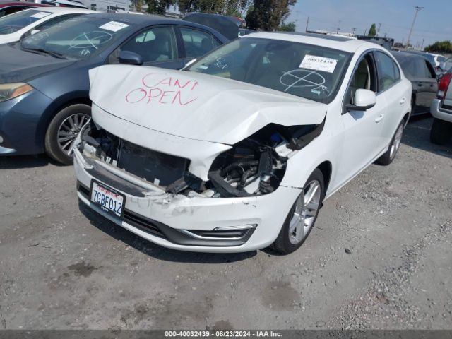 YV126MFB6F1304986 Volvo S60 T5 Premier