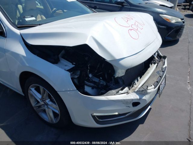 YV126MFB6F1304986 Volvo S60 T5 Premier
