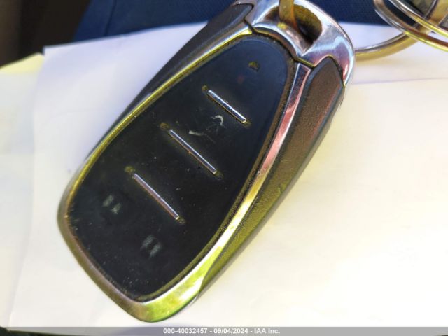 1GNEVKKW7KJ172535 Chevrolet Traverse Premier