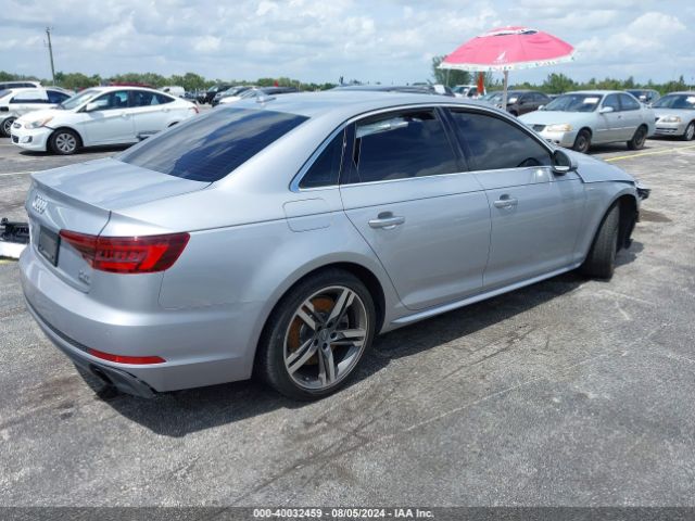 WAUENAF46JA137573 Audi A4 2.0t Premium/2.0t Tech Premium