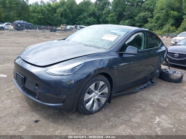 2024 TESLA MODEL Y 7SAYGDEE7RA231597 Photo 1