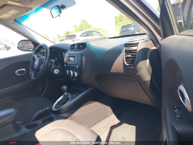 KNDJP3A57F7213684 KIA SOUL +