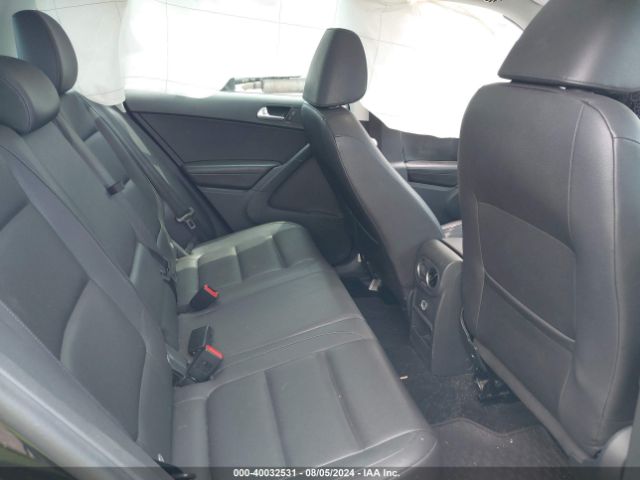 WVGSV7AX2HK018736 Volkswagen Tiguan 2.0t Wolfsburg Edition