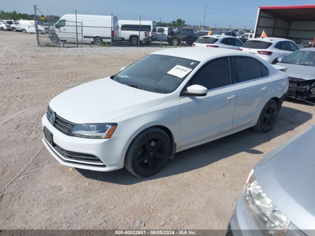 3VW2B7AJ0HM340015 Volkswagen Jetta 1.4t S