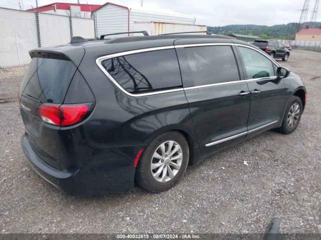 2C4RC1BG7HR795211 Chrysler Pacifica Touring-l
