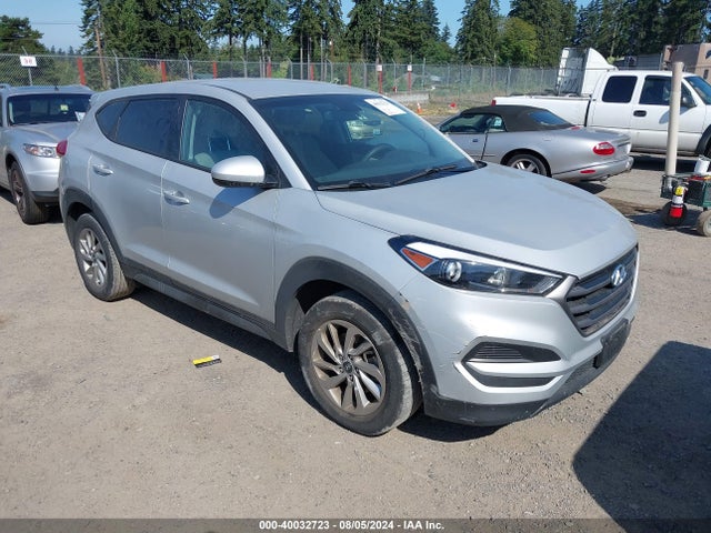 2016 KM8J23A41GU026655 main image