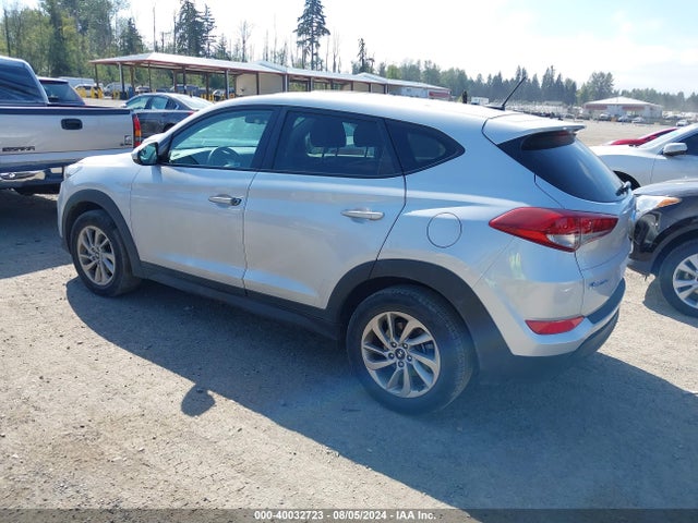 Hyundai TUCSON SE 2016 KM8J23A41GU026655 Image 3