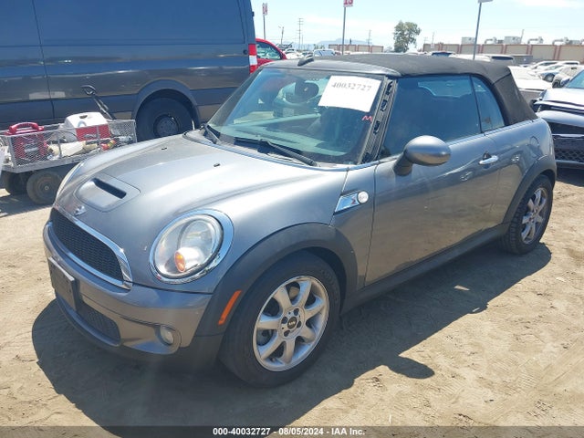 2010 MINI COOPER S WMWMS3C56ATY09410 Photo 1