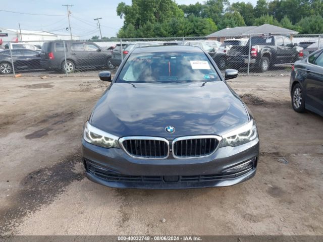 WBAJA5C55JG899742 BMW 530I