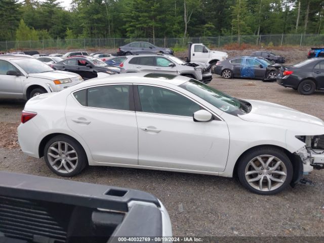 19UDE2F37KA006957 Acura Ilx Standard