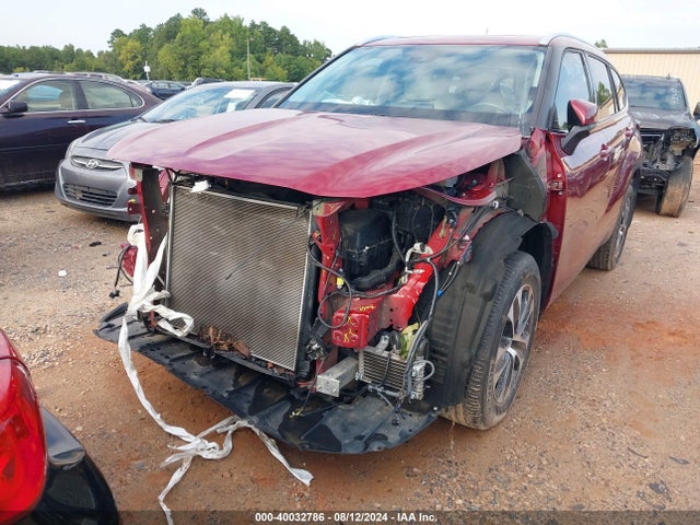 Toyota Highlander Xle 2021 5TDGZRBH3MS549268 Image 12