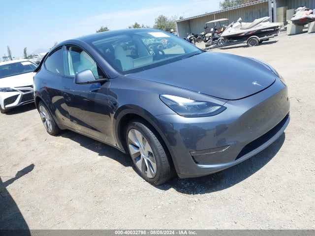 2023 TESLA MODEL Y 7SAYGAEE1PF847715 Photo 0