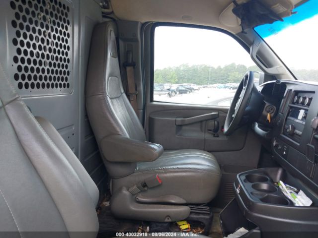 1GCWGAFF7H1314712 Chevrolet Express 2500 Work Van