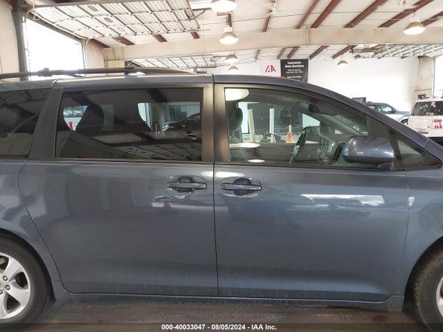 Toyota Sienna Le 8 Passenger 2015 5TDKK3DC7FS652788 Image 14