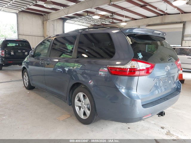 Toyota Sienna Le 8 Passenger 2015 5TDKK3DC7FS652788 Image 3