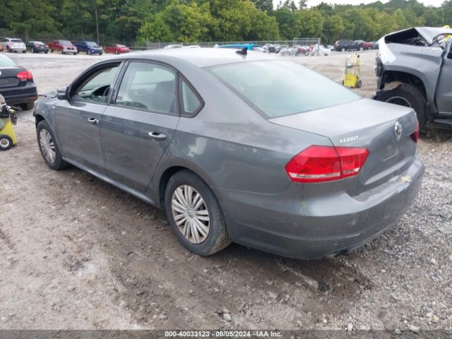 1VWAS7A39EC076304 Volkswagen Passat 1.8t Wolfsburg Edition