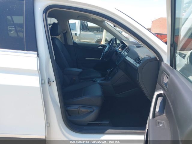 3VV3B7AXXLM099327 Volkswagen Tiguan 2.0t Se/2.0t Se R-line Black/2.0t Sel