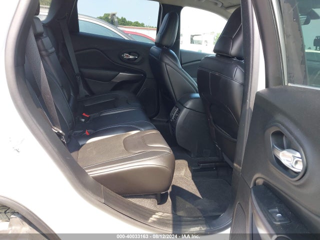 1C4PJMLX6KD318230 Jeep Cherokee Latitude Plus 4x4