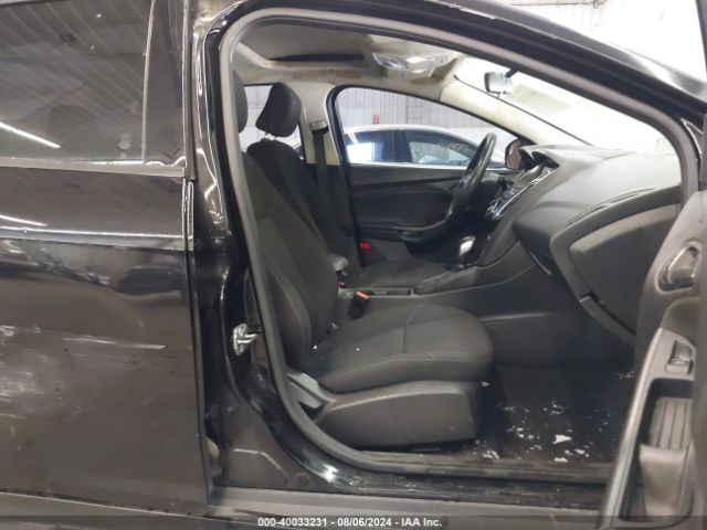 1FADP3H22HL308257 Ford FOCUS SEL