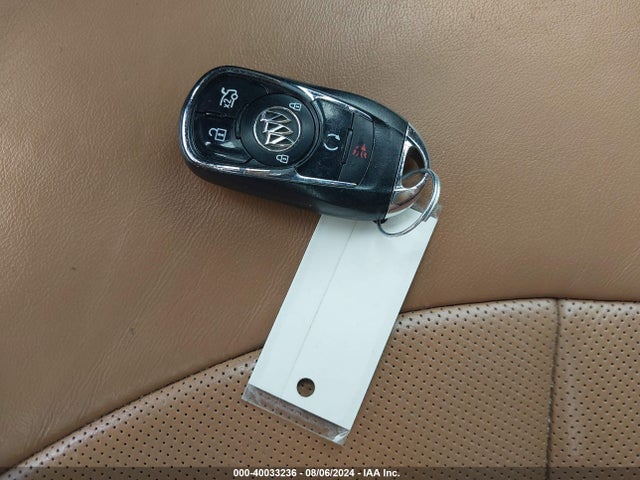 1G4ZR5SS4HU130498 Buick Lacrosse Premium
