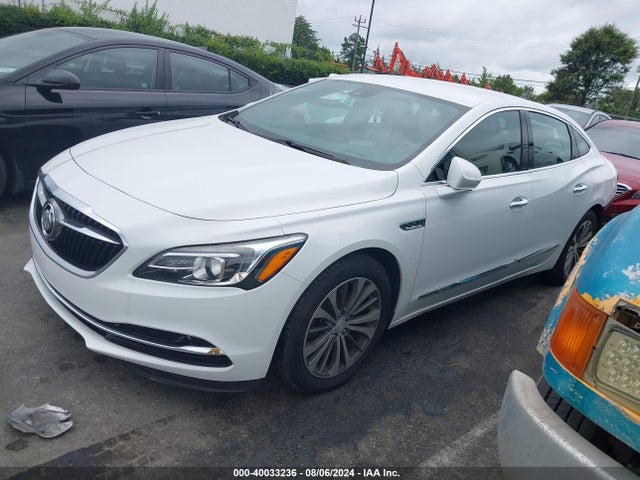 1G4ZR5SS4HU130498 Buick Lacrosse Premium