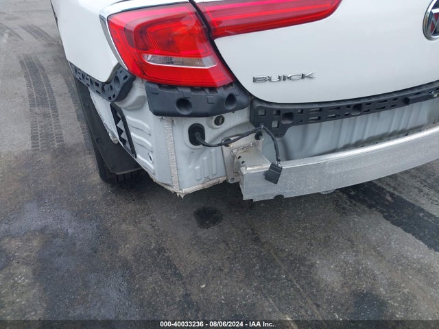 1G4ZR5SS4HU130498 Buick Lacrosse Premium