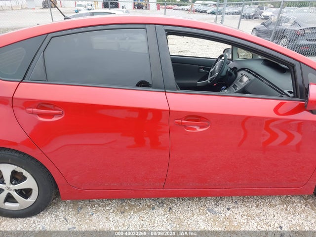 Toyota Prius Two 2015 JTDKN3DU6F1965683 Image 13