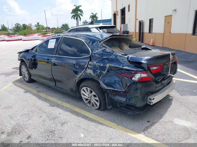 Toyota CAMRY LE 2021 4T1C11AK8MU455673 Image 3
