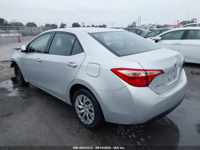 Toyota COROLLA LE 2019 2T1BURHE4KC163261 Image 3