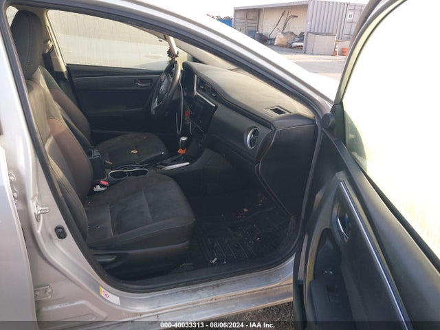 Toyota COROLLA LE 2019 2T1BURHE4KC163261 Image 5
