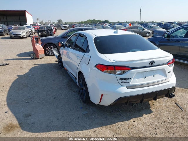 Toyota COROLLA SE 2024 5YFS4MCE3RP174014 Image 2