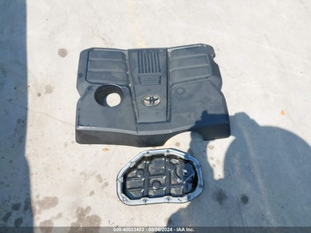 5TFLA5DB2NX005380 Toyota Tundra Sr5