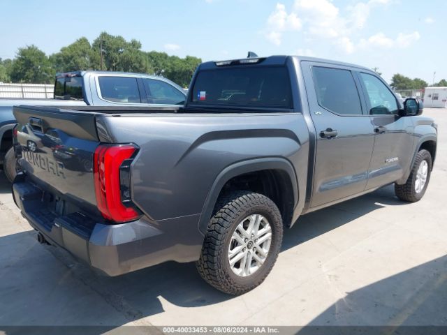 5TFLA5DB2NX005380 Toyota Tundra Sr5