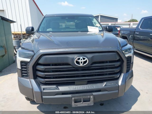5TFLA5DB2NX005380 Toyota Tundra Sr5