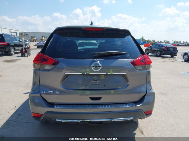 Nissan ROGUE S 2017 KNMAT2MT3HP616046 Image 17