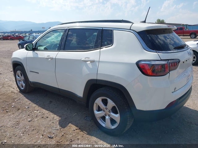 3C4NJCBB8KT649652 Jeep Compass Latitude Fwd