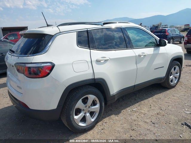 3C4NJCBB8KT649652 Jeep Compass Latitude Fwd