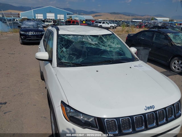 3C4NJCBB8KT649652 Jeep Compass Latitude Fwd